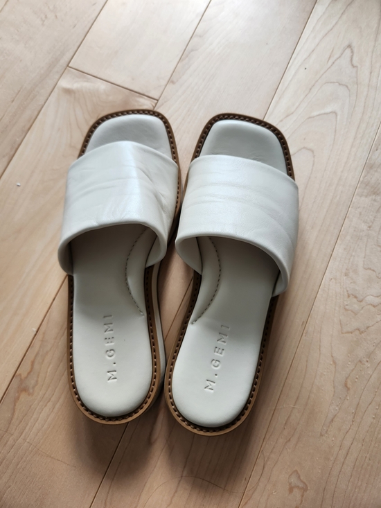 M. Gemi Shoes - M. Gemi Cream Leather Wide-Strap Slide Sandals